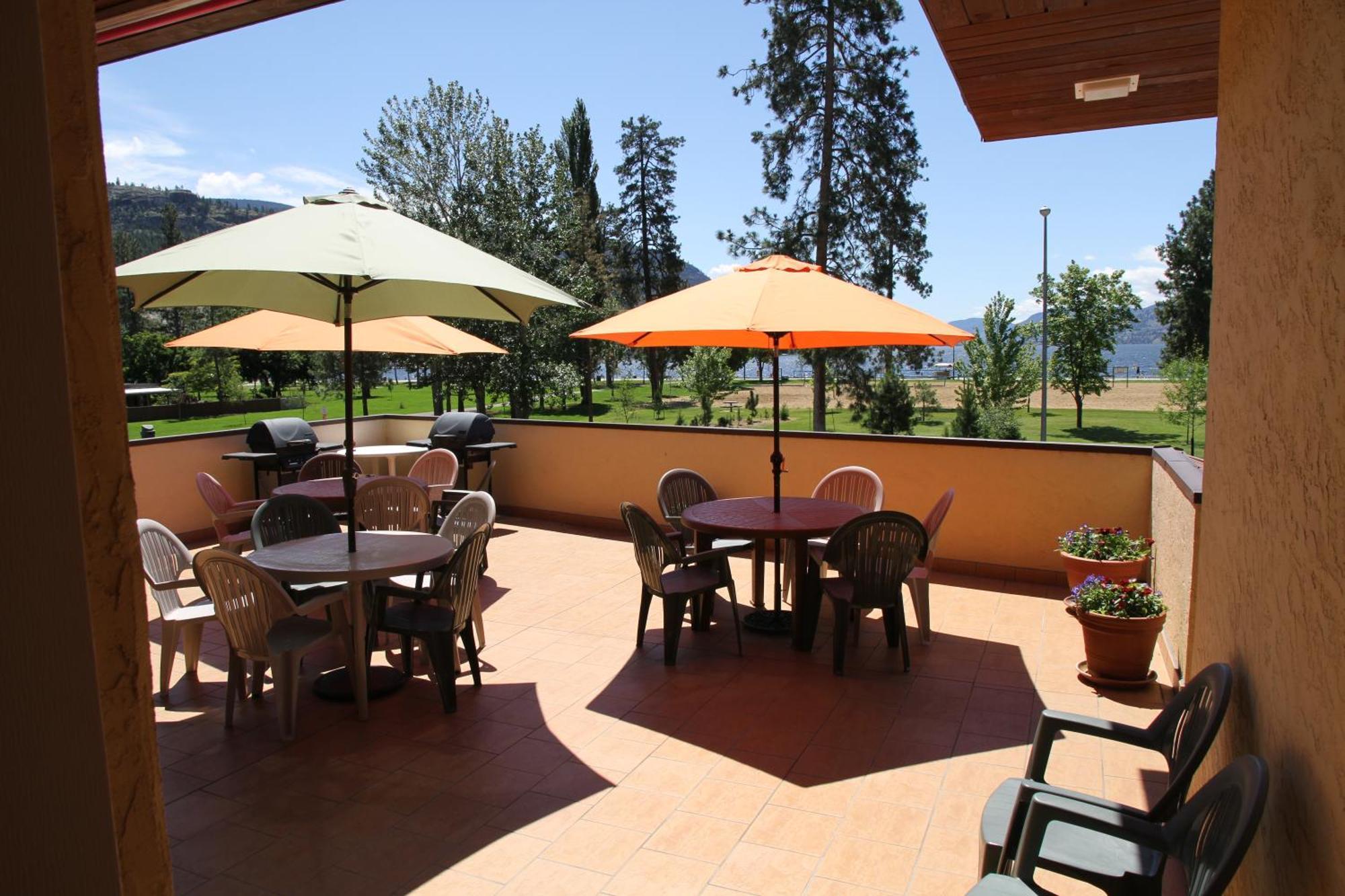 Waterfront Inn Penticton Exterior photo